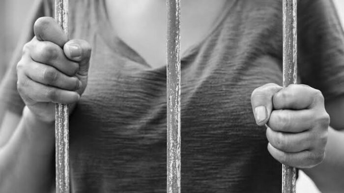 Mulher é presa por furtar mercado de Farroupilha