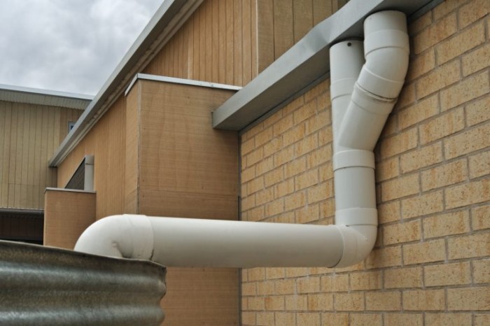 Casa com encanamento para captação de água da chuva - (Foto: Depositphotos)