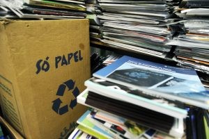 Papeis usados na Câmara que irão para reciclagem - (Foto: Divulgação/Câmara dos Deputados)