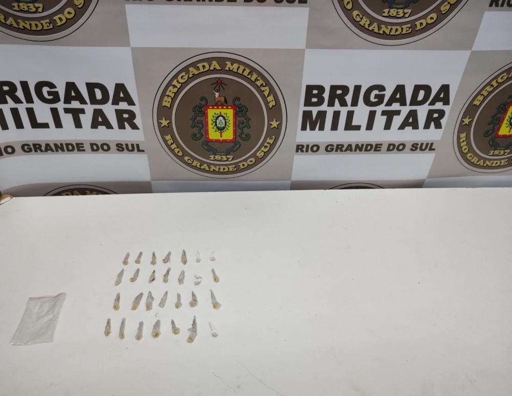 Mulher é presa por tráfico de entorpecentes em Farroupilha