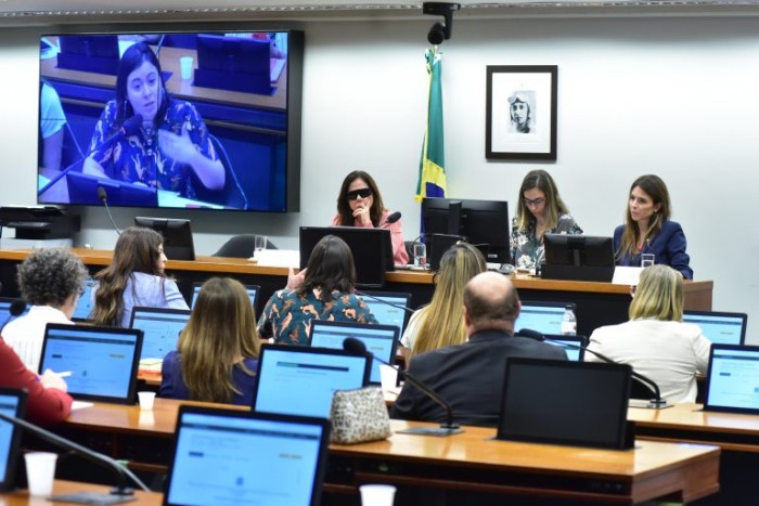 Violência obstétrica será debatida com médicos e com secretários de saúde - (Foto: Zeca Ribeiro/Câmara dos Deputados)