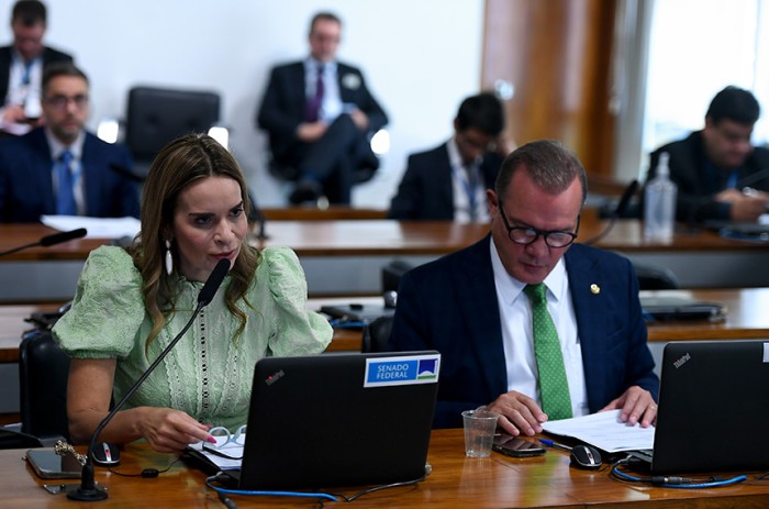 Ao lado de Wellington Fagundes, Daniella Ribeiro relatou autorização para rádio em Inhambupe (BA) - Edilson Rodrigues/Agência Senado