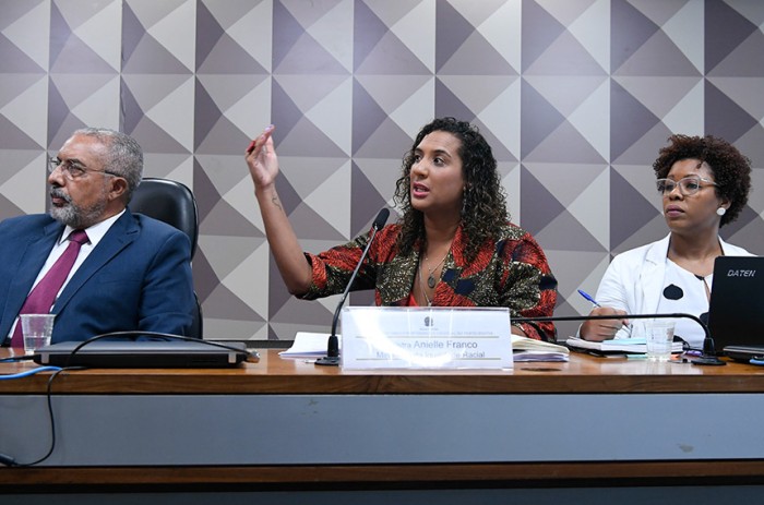 A ministra Anielle Franco também apresentou à CDH dados sobre o racismo estrutural no Brasil e fez um balanço dos primeiros 100 dias à frente da pasta da Igualdade Racial - Geraldo Magela/Agência Senado