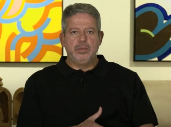 Lira concedeu entrevista ao Canal Livre - (Foto: Reprodução YouTube)