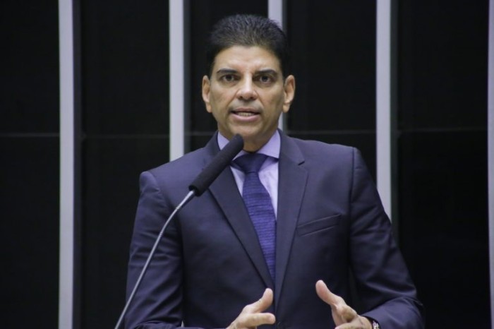 O relator do arcabouço fiscal, Claudio Cajado - (Foto: Paulo Sérgio/Câmara dos Deputados)