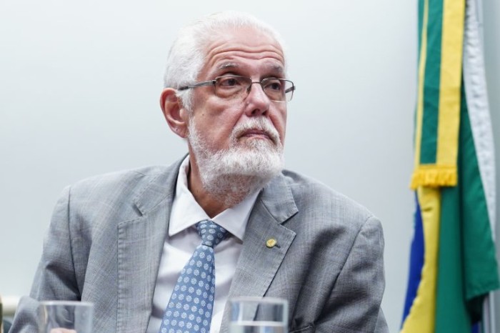 Solla: a indústria naval brasileira teve seu progresso interrompido após 2014 - (Foto: Pablo Valadares/Câmara dos Deputados)