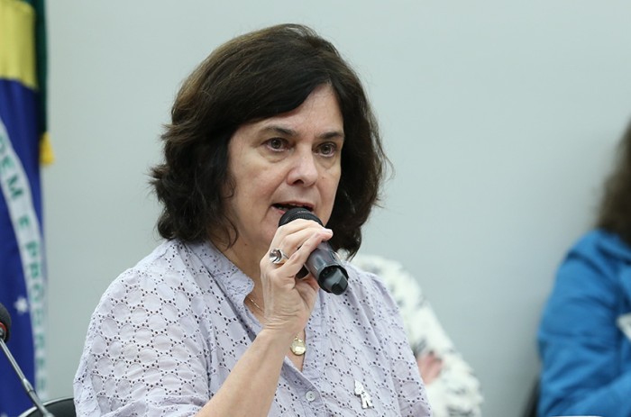 A ministra da Saúde, Nísia Trindade, foi convidada para participar de audiência pública na CAS - Agência Brasil