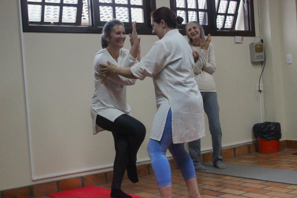 O principal foco desse exercício é construir uma boa relação entre o corpo, a mente e o espírito de uma pessoa. Crédito: Divulgação
