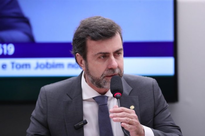 Marcelo Freixo quer voos internacionais para o Galeão - (Foto: Bruno Spada/Câmara dos Deputados)