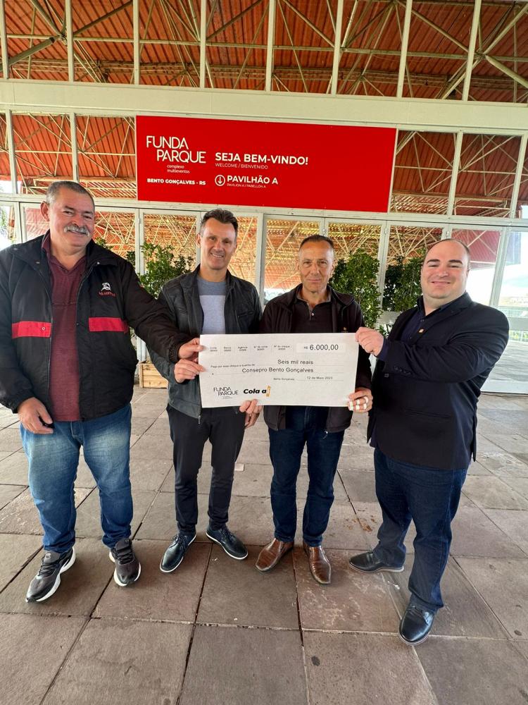 Organização do Show Cabaré repassa R$ 6 mil ao Consepro de Bento