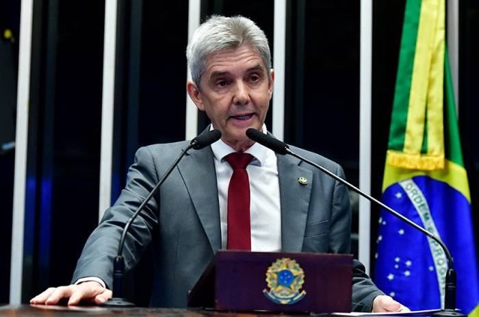 Situação da rodovia, especialmente entre Vilhena e Porto Velho, é preocupante e põe vidas em risco, diz senador - Foto: Waldemir Barreto/Agência Senado