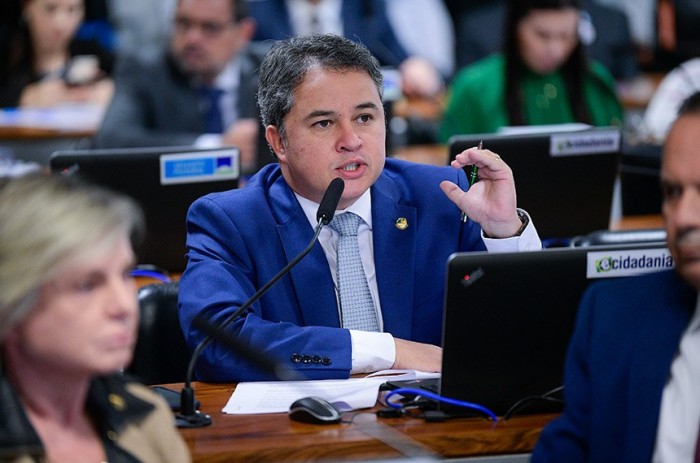 Autor do projeto, Efraim Filho propôs a audiência pública sobre o tema - Foto: Pedro França/Agência Senado