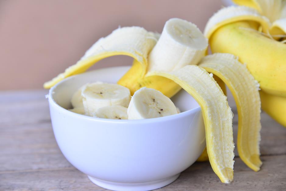 Banana tem tantos nutrientes na casca quanto na polpa