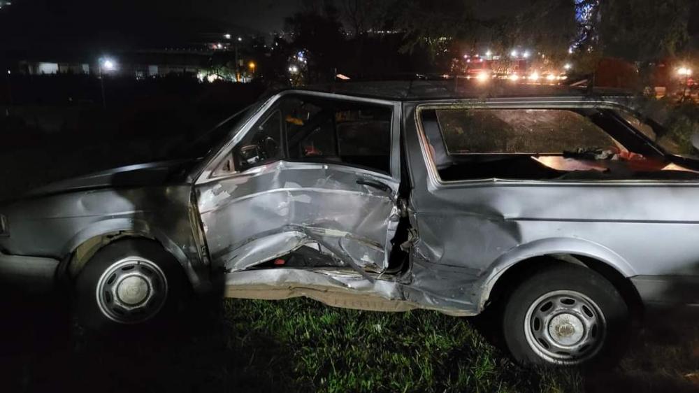 Três pessoas ficam feridas em acidente de trânsito na BR470
