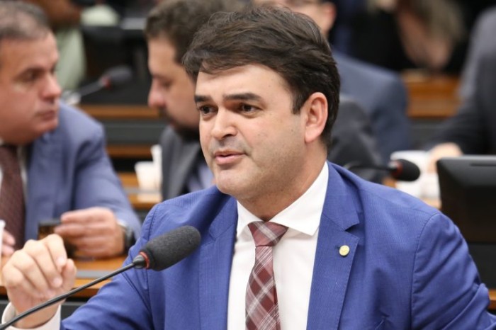 O autor da proposta, deputado Rubens Pereira Júnior - (Foto: Billy Boss / Câmara dos Deputados)