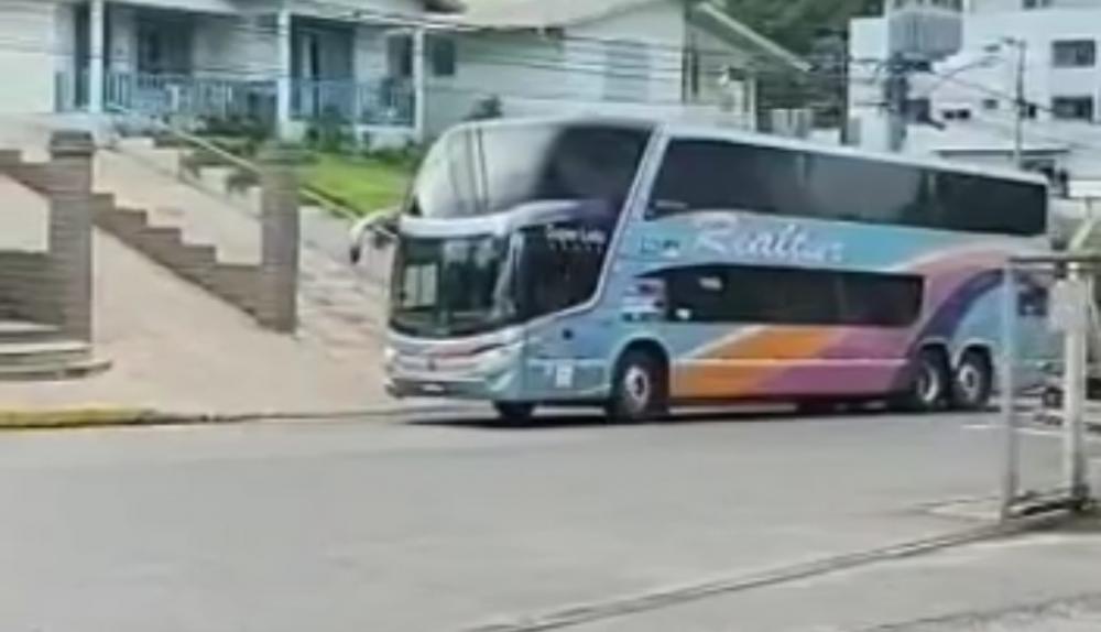 Ônibus que transportou manifestantes para Brasília retorna para Garibaldi