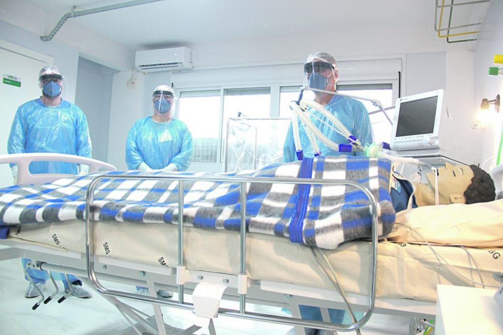 Construída pela comunidade, ala de internação ganha reforço de técnicos de enfermagem e começa a receber mais pacientes - Foto: Divulgação