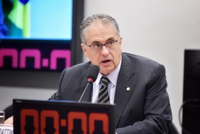 Zarattini considera delicado consórcio entre Supergasbras e Ultragaz - (Foto: Zeca Ribeiro / Câmara dos Deputados)