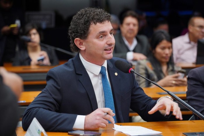 O autor da proposta, deputado Pezenti - (Foto: Will Shutter / Câmara dos Deputados)