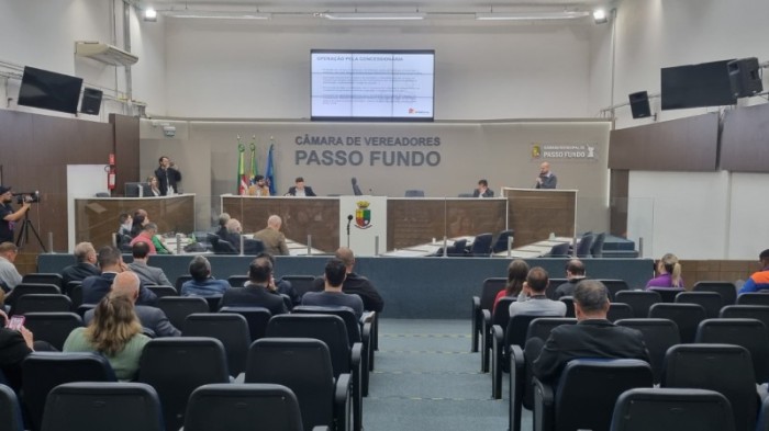 Câmara de Vereadores de Passo Fundo sediou a discussão sobre o aeroporto da cidade -Foto: Ascom Separ