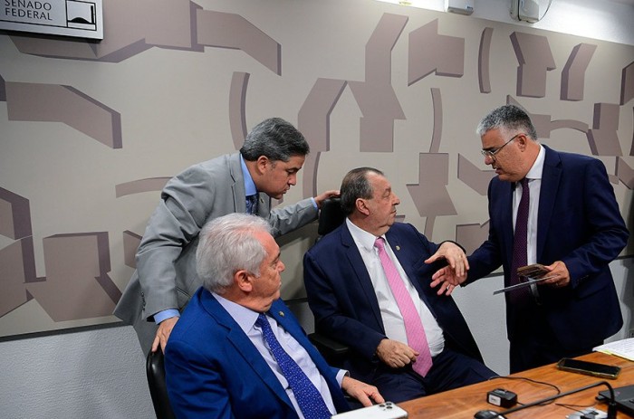 A partir da esquerda, senadores Otto Alencar, Efraim Filho, Omar Aziz e Eduardo Girão - Foto: Pedro França/Agência Senado