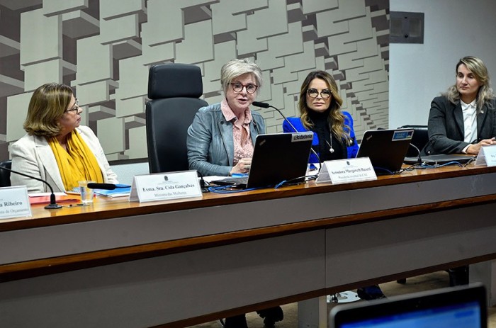 Margareth Buzetti conduziu audiência com a ministra das Mulheres, Cida Gonçalves, e convidadas de Mato Grosso - Foto: Geraldo Magela/Agência Senado