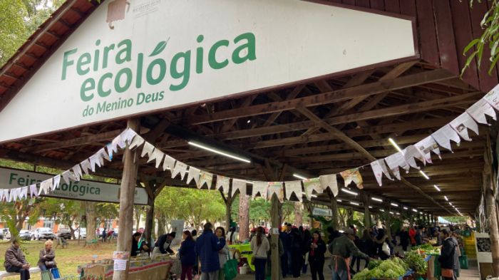 Além de ser um espaço para comercialização, feira é local de convivência e trocas -Foto: Júlia Chagas/Ascom Seapi