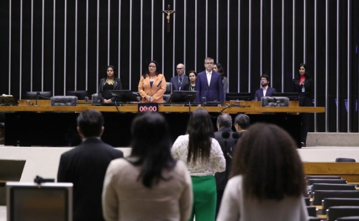 Sessão solene no Plenário da Câmara dos Deputados - (Foto: Bruno Spada/Câmara dos Deputados)