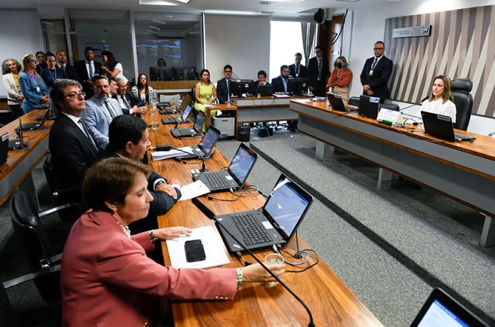 Presidida por Soraya Thronicke (à dir.), a Comissão de Agricultura se reúne na quarta - Foto: Jefferson Rudy/Agência Senado