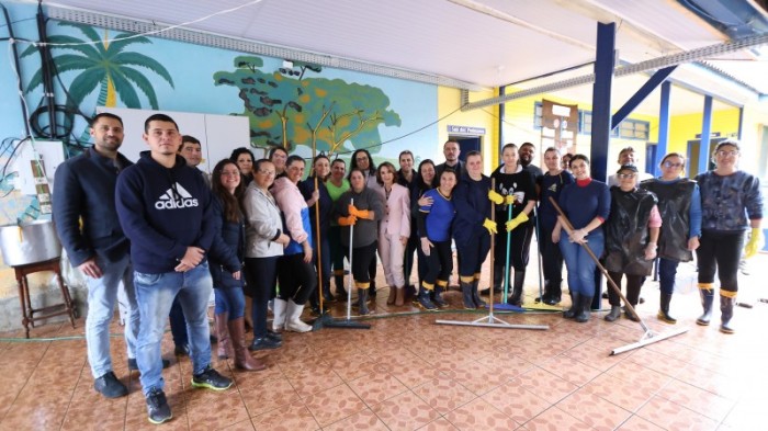 Comunidade escolar está empenhada para que a Marçal Ramos possa o quanto antes receber seus alunos -Foto: Luís André Pinto/Secom