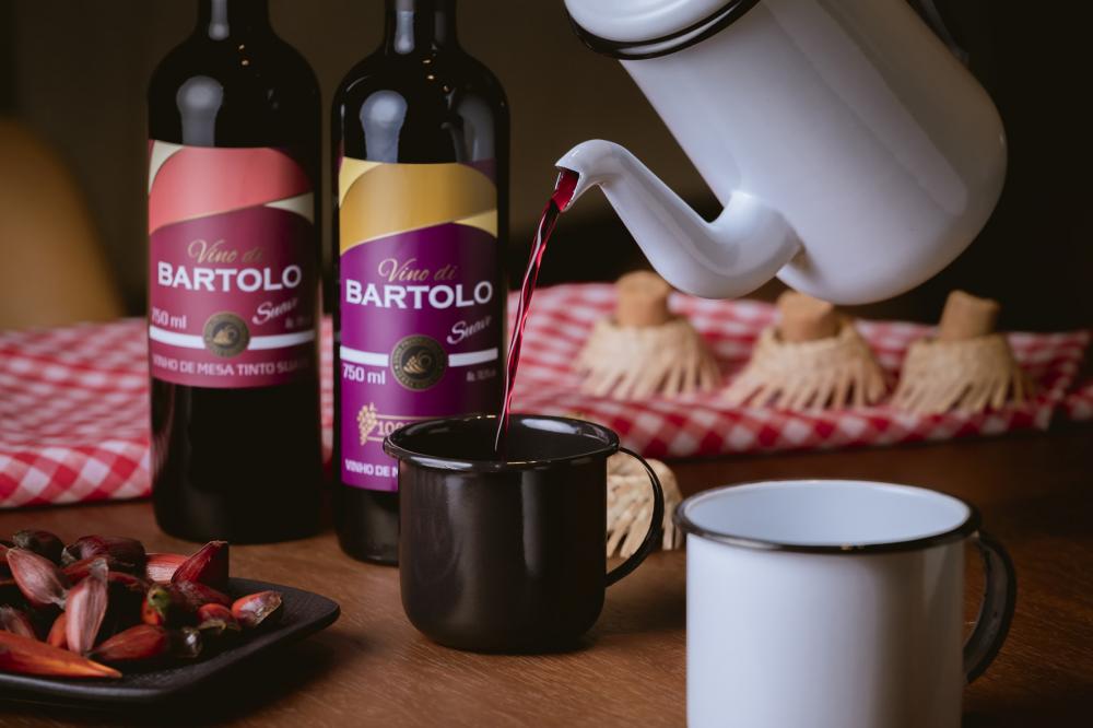 Quentão, ou vinho quente, é dica para espantar o frio e acompanhar as delícias da mesa Junina Crédito: Junior Mateo