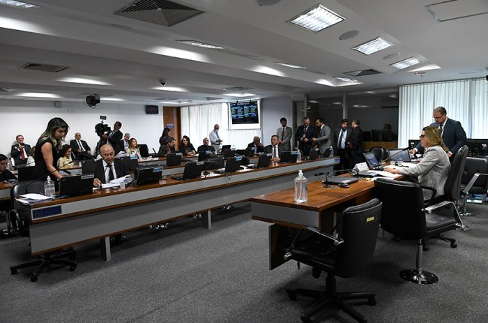 Senadores vão discutir com especialistas projeto de lei que regula o setor - Foto: Roque de Sá/Agência Senado