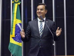 O autor da proposta, deputado Adilson Barroso - (Foto: Câmara dos Deputados)