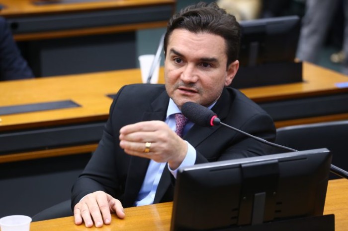 O autor da proposta, deputado Celso Sabino - (Foto: Vinicius Loures/Câmara dos Deputados)