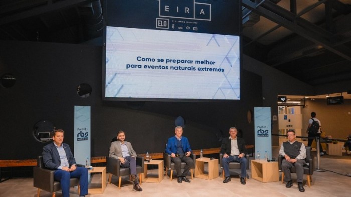Painel reuniu especialistas e representantes dos municípios para discutir como se preparar para enfrentar eventos extremos -Foto: Joel Vargas/GVG