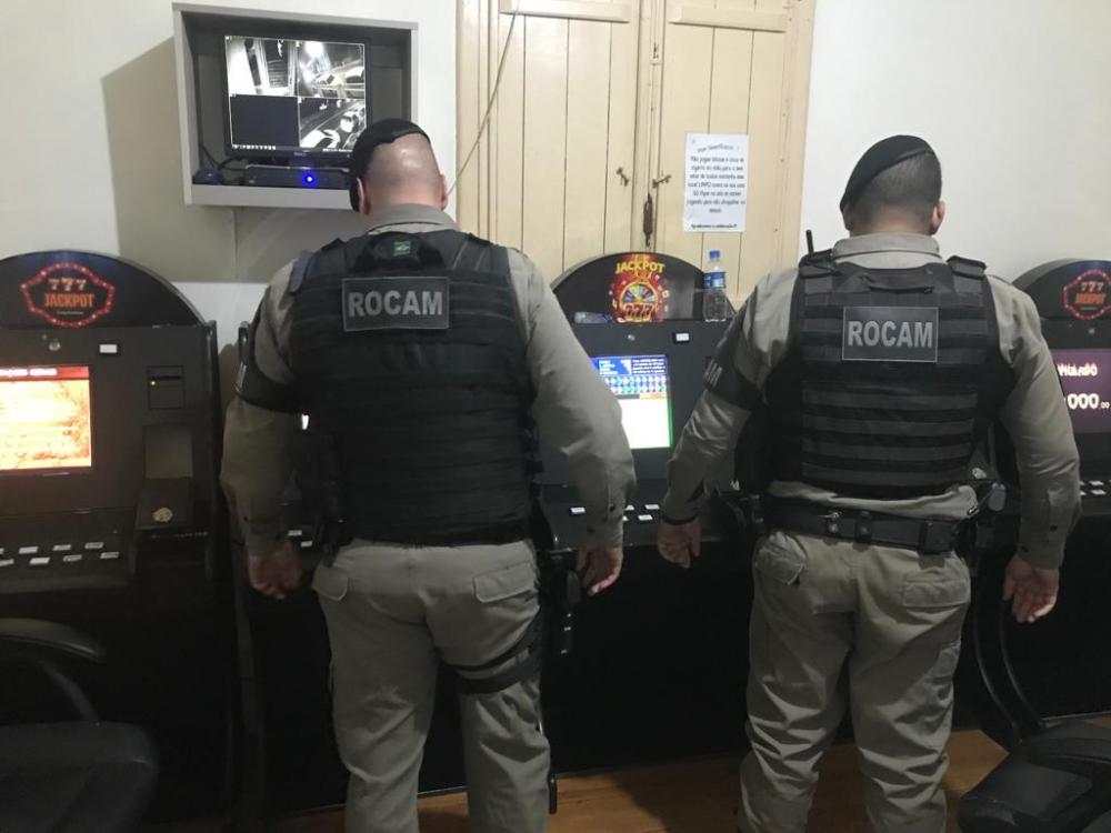 Brigada Militar encontra bingo clandestino em uma casa em Bento