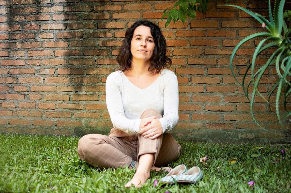 Escritora porto-alegrense Juliana Dantas estará em Bento Gonçalves neste sábado, 1º de julho - Foto: Daniel Boaventura/Divulgação