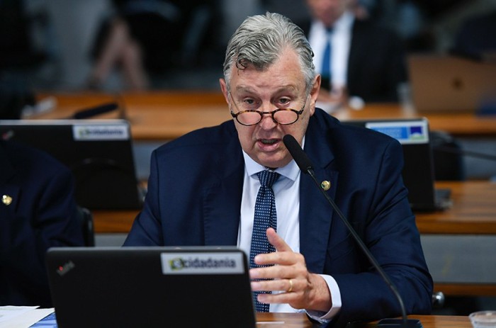 O projeto teve parecer favorável do relator, senador Luis Carlos Heinze - Foto: Edilson Rodrigues/Agência Senado