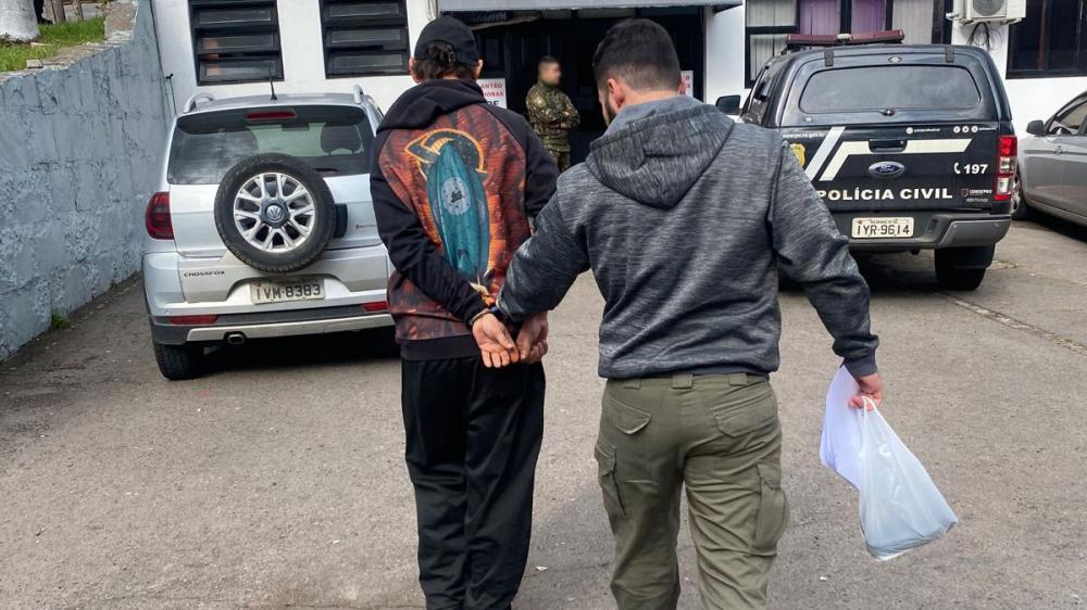 Polícia Civil captura foragido da justiça no bairro Juventude