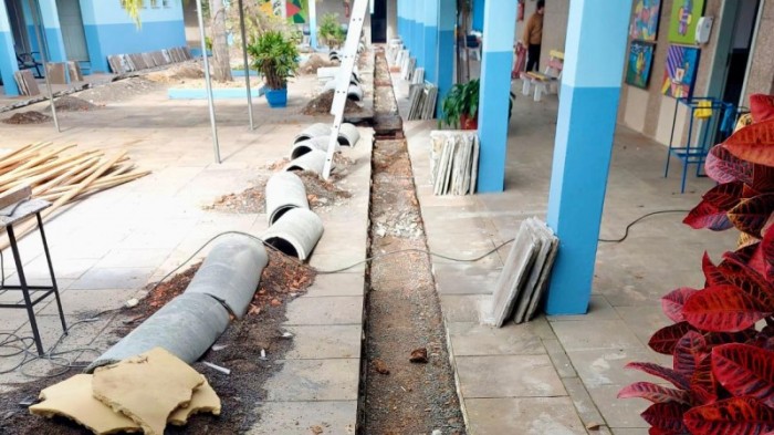 Reforma envolve recuperação na rede elétrica e no telhado do Colégio Estadual Engenheiro Paulo Chaves -Foto: Ascom SOP