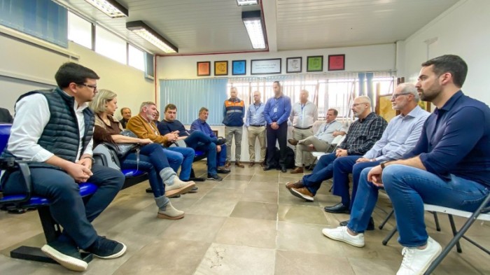 Encontro possibilitou diálogo direto entre a presidência da Companhia e 12 prefeitos de cidades das região -Foto: Grégori Bertó/Secom