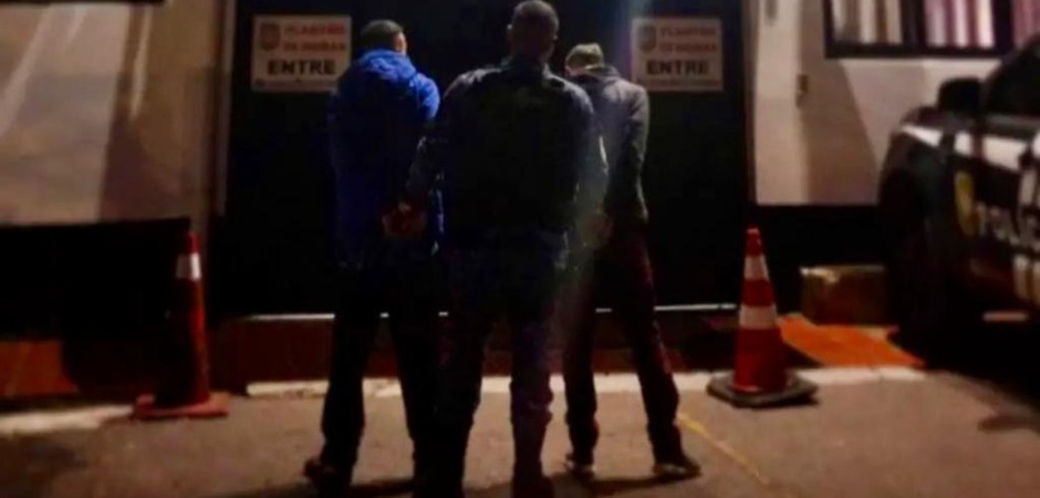 GCM prende dupla por receptação no bairro Cidade Alta, em Bento