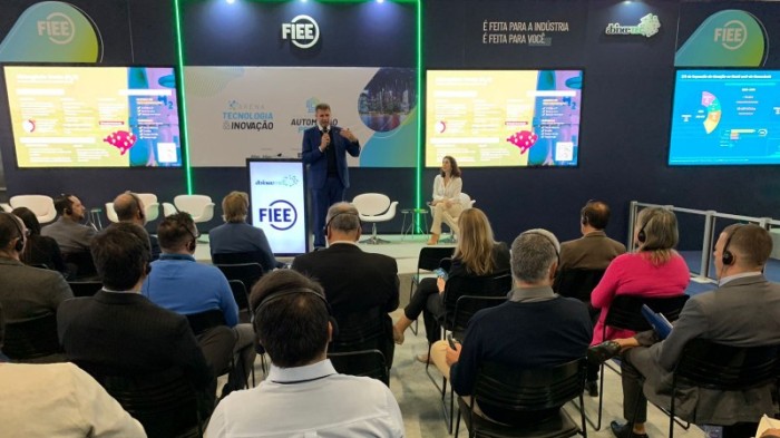 Empresas gaúchas fecham R$ 300 mil em negócios em feira internacional de eletroeletrônica em São Paulo