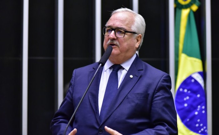 O autor da proposta, deputado Pedro Westphalen - (Foto: Zeca Ribeiro/Câmara dos Deputados)
