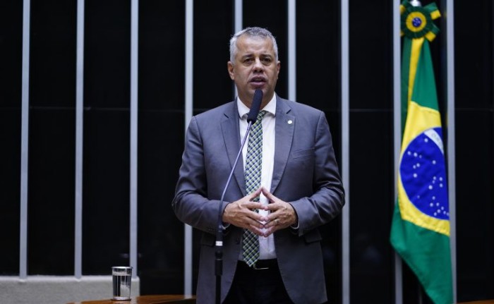 Deputado Evair Vieira de Melo é o autor da proposta - (Foto: Pablo Valadares/Câmara dos Deputados)