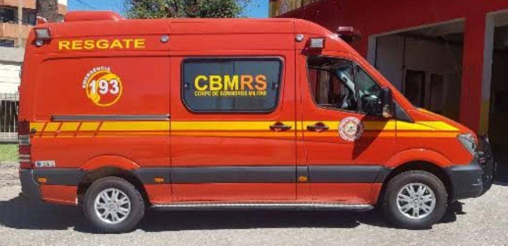 Motoboy é atingido por veículo em Bento Gonçalves