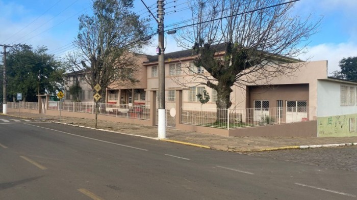 Na EEEM Dr. Júlio Prates de Castilhos, em Júlio de Castilhos, foi concluída a reforma no cercamento, na mureta e no gradil -Foto: Divulgação SOP