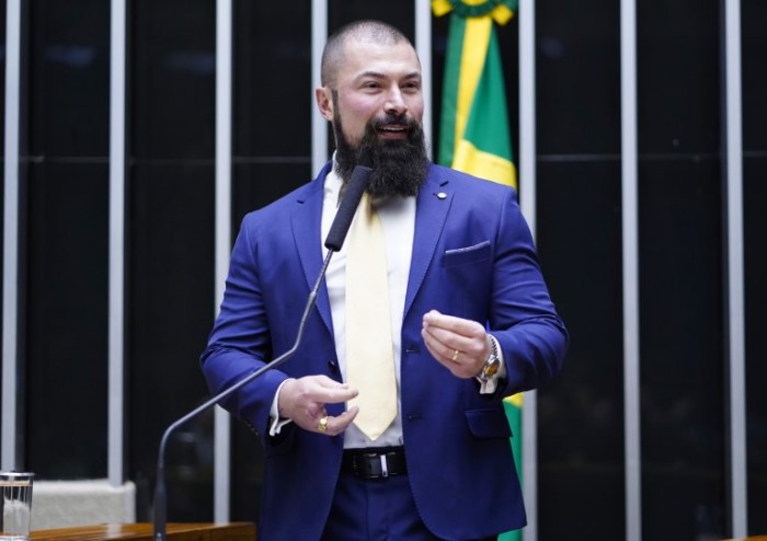 Para o deputado, proposta vai 