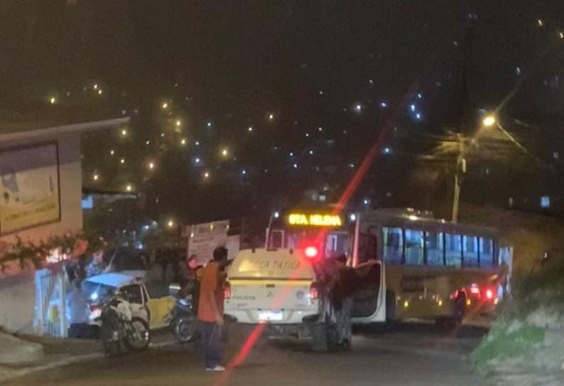 Passageiros evitam assalto dentro de ônibus em Bento Gonçalves