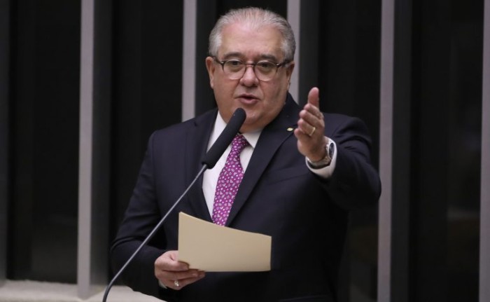 Para Coutinho, normas propostas são adequadas e garantem segurança ao lazer infantil - (Foto: Bruno Spada / Câmara dos Deputadas)